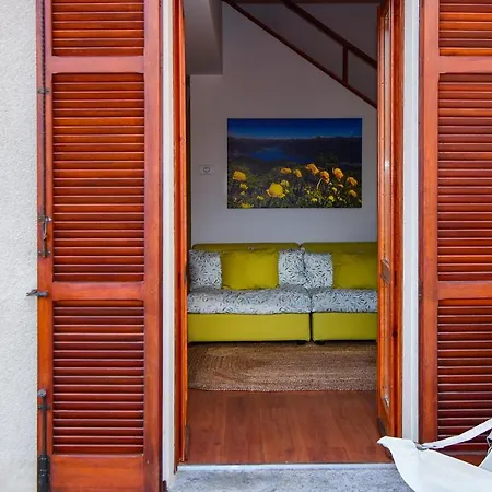 Apartment Easy Welcome Casa Claudia Civenna