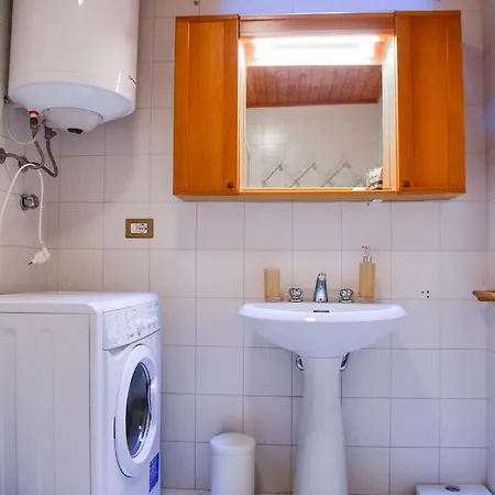 Easy Welcome Casa Claudia Apartment Civenna